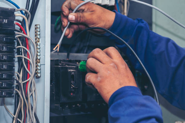 Best Electrical Troubleshooting Services  in Sullivan, IL